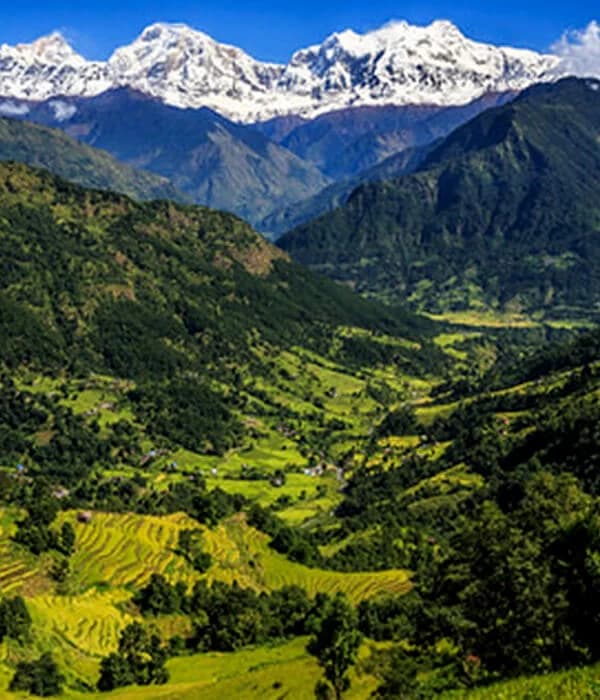 Beautiful Annapurna Trek in autumn
