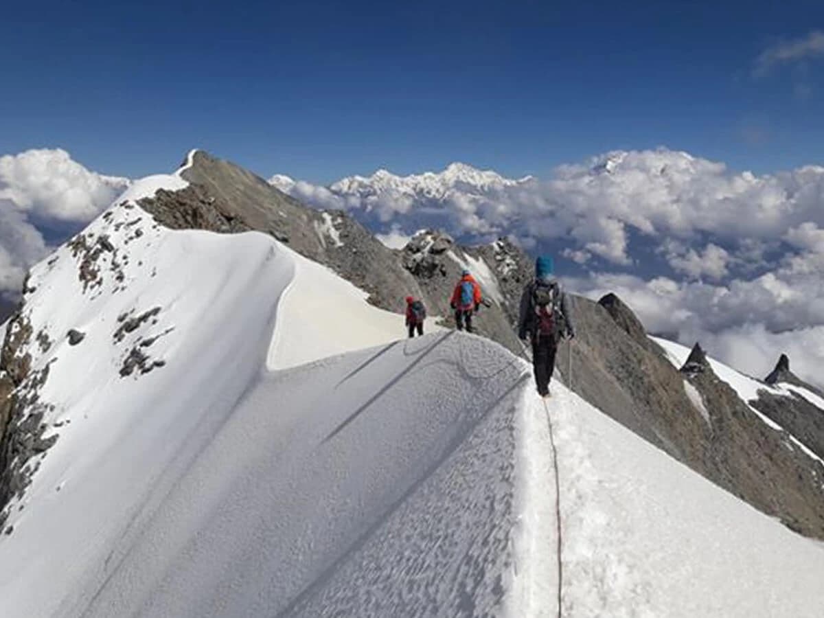 Paldor peak climbing photo