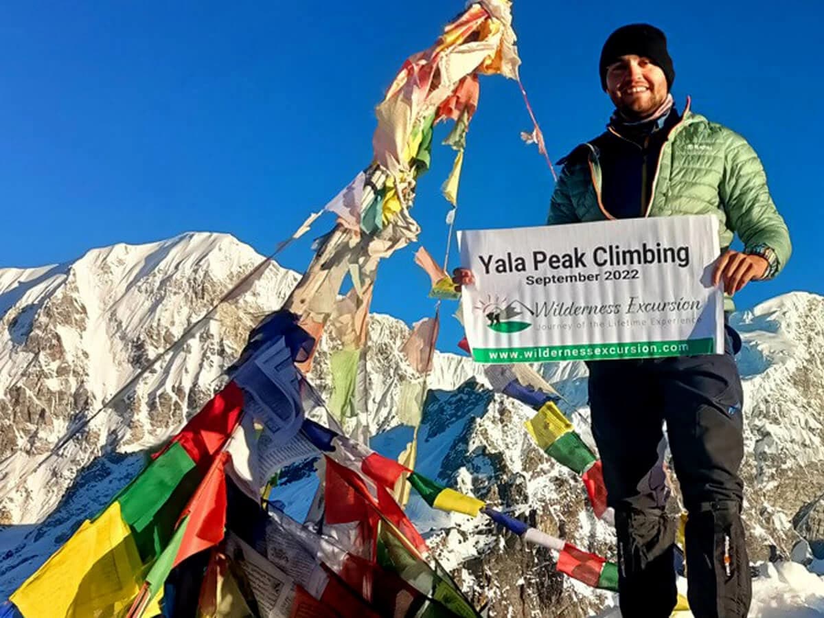 Yala Peak climbing 2022