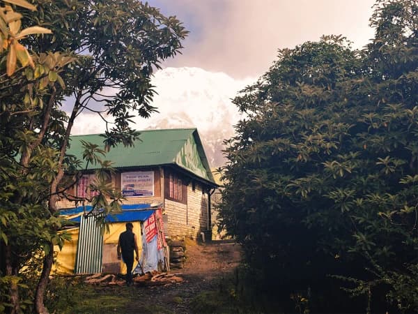 Trail teahouse above low camp