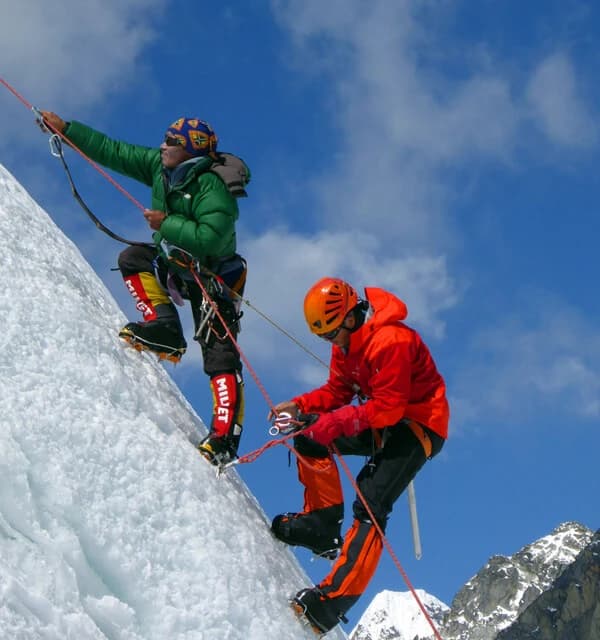 Climbing Lobuche East Peak