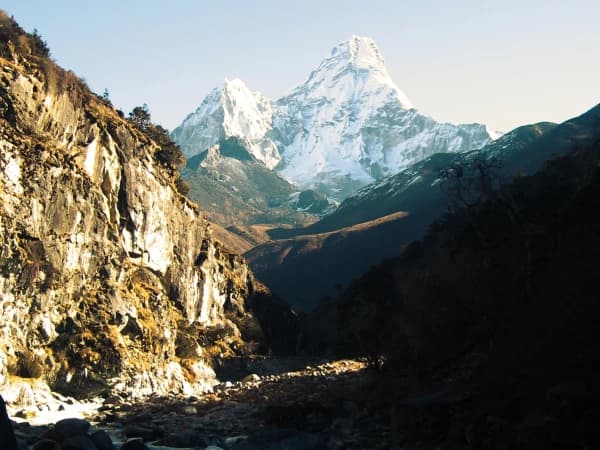 Everest Mountain Landscape 01